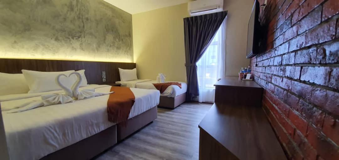 Vista Hotel 타와우 외부 사진