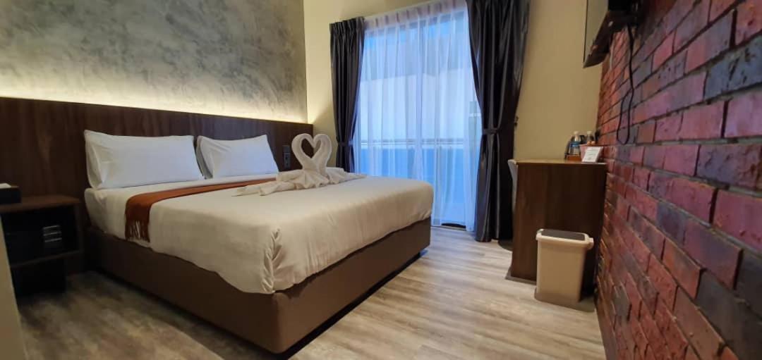 Vista Hotel 타와우 외부 사진