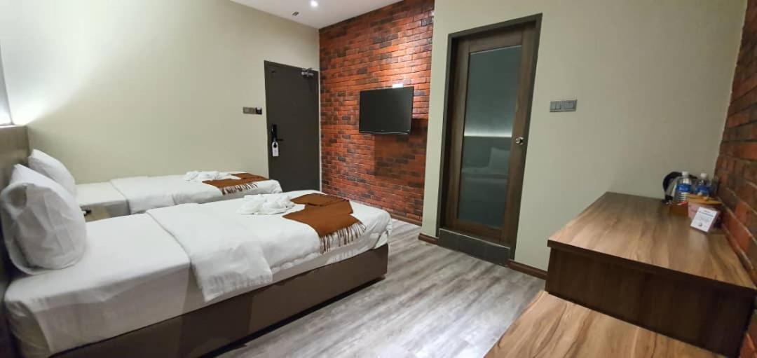 Vista Hotel 타와우 외부 사진